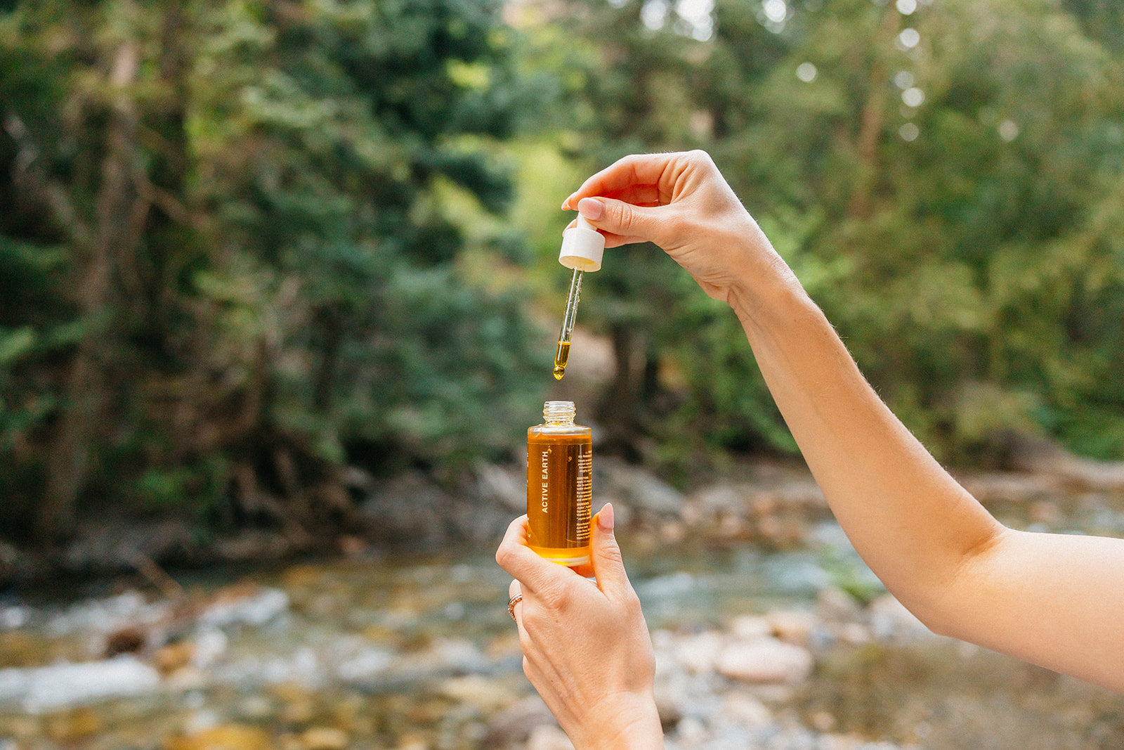 Active Earth Organic Face Serum
